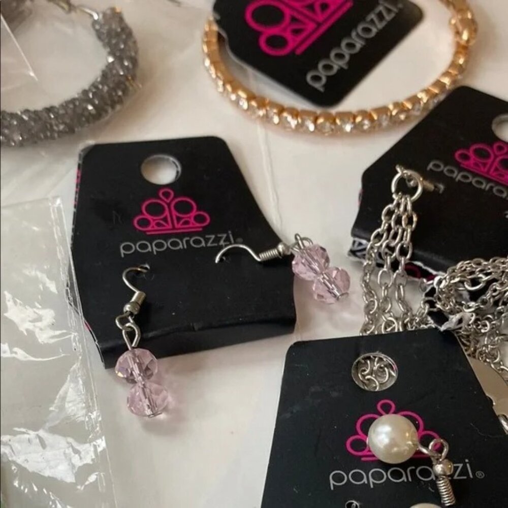 Paparazzi 7 piece Earring Jewelry Set - Silver, Gold, Green, Pink Colors NWT
